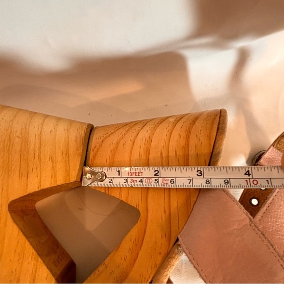 FREE PEOPLE Sz 38 Circle Clog Sandals Wooden Soles Leather Uppers Buckle Closure - Picture 7 of 11